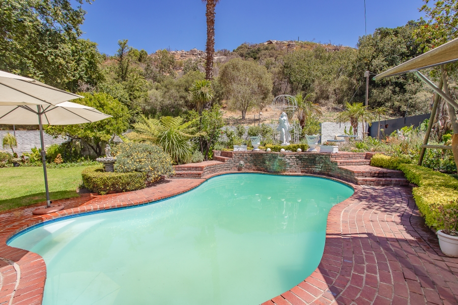 To Let 6 Bedroom Property for Rent in Groenvlei Western Cape
